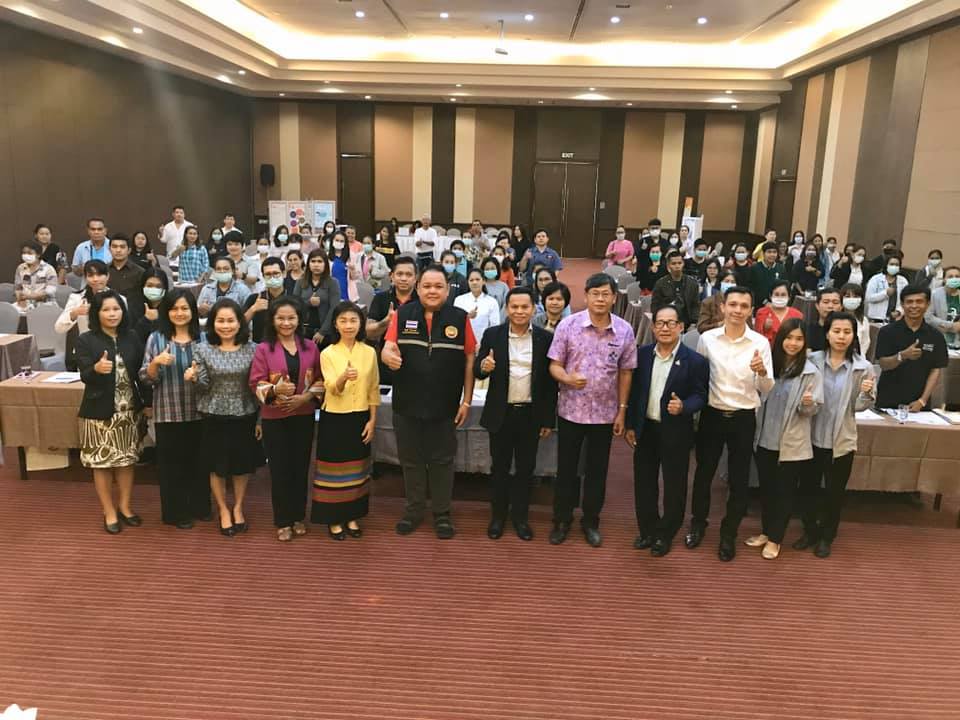 สำนักการสาธารณสุขและสิ่งแวดล้อม เทศบาลนครระยอง จัดการอบรมหลักสูตรผู้สัมผัสอาหาร